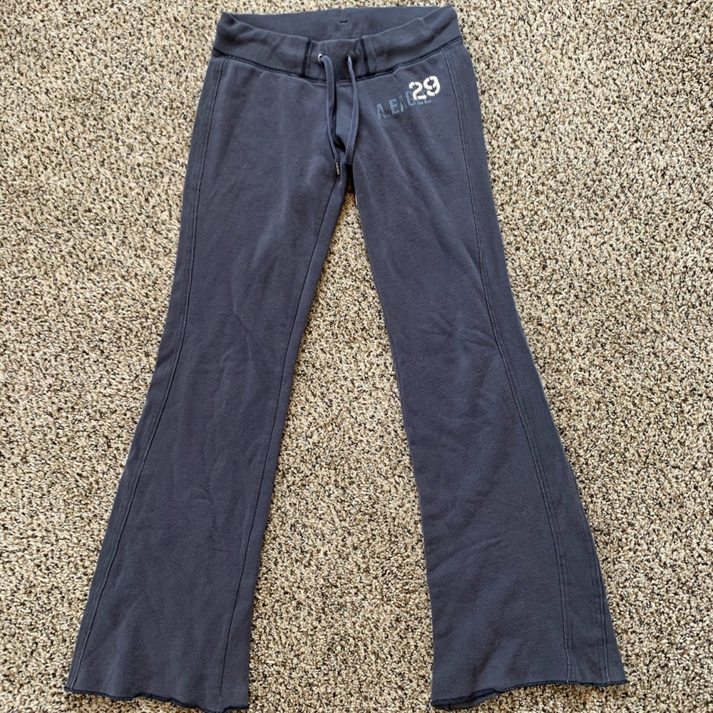 AE Sweatpants - Picture 2 of 3